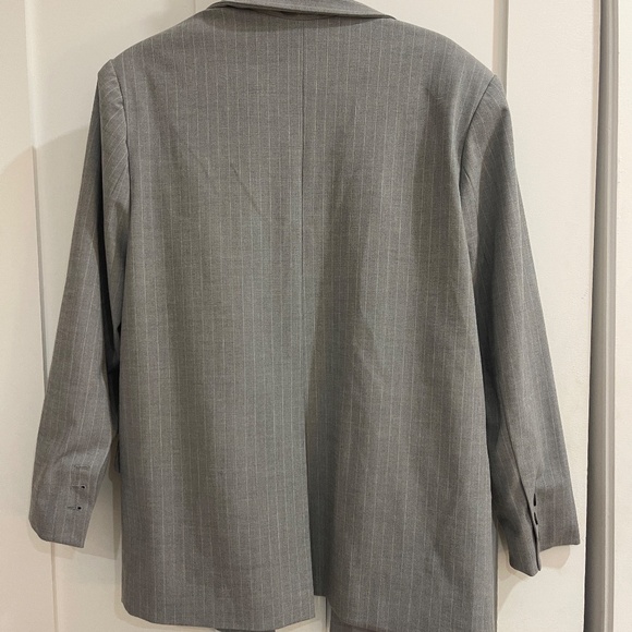 NWT Frankie Shop Sybil Blazer - Grey Pinstripe (XS) - Picture 7 of 14